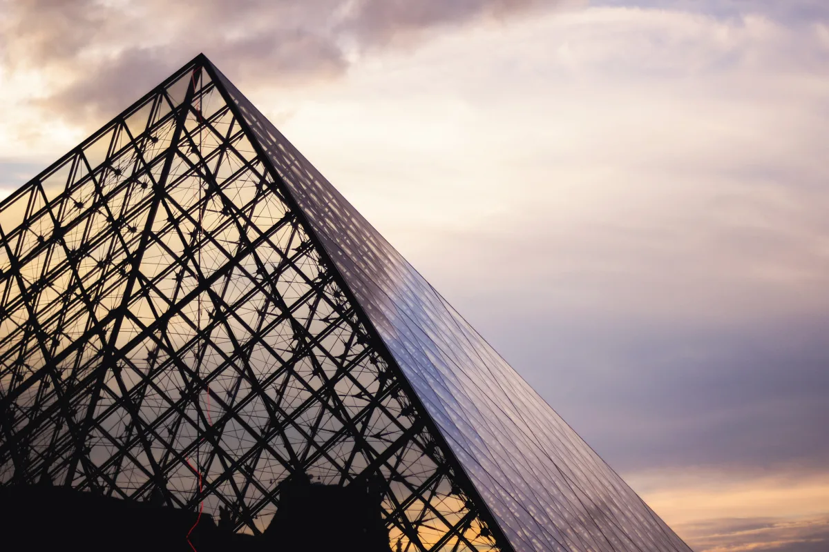 Password security audit template inspired by the Louvre incident